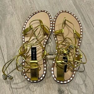 Steven Steve Madden Metallic Yellow Gladiator Straps Flat Sandals size 6